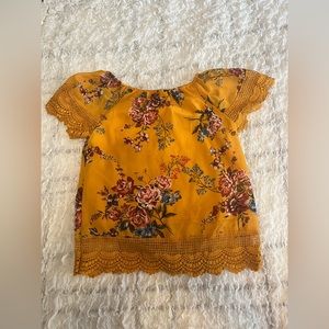BEAUTEES! Orange Floral Blouse